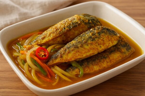 サバのスパイス焼き漬けのレシピ（カレー粉＝コモミックス）